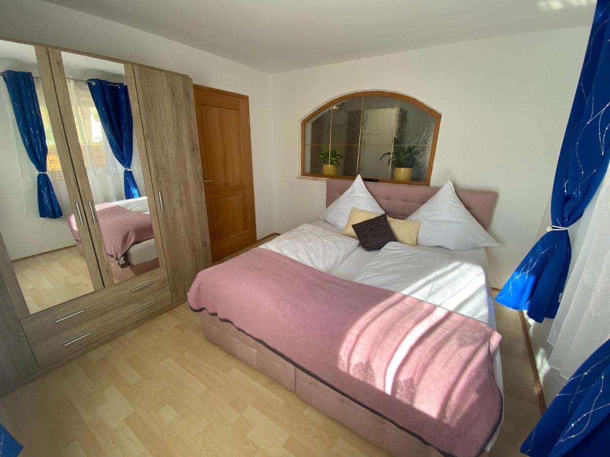Pension Am Weberhof Nur 20 Autominuten Von Muenchen Ebersberg Esterno foto