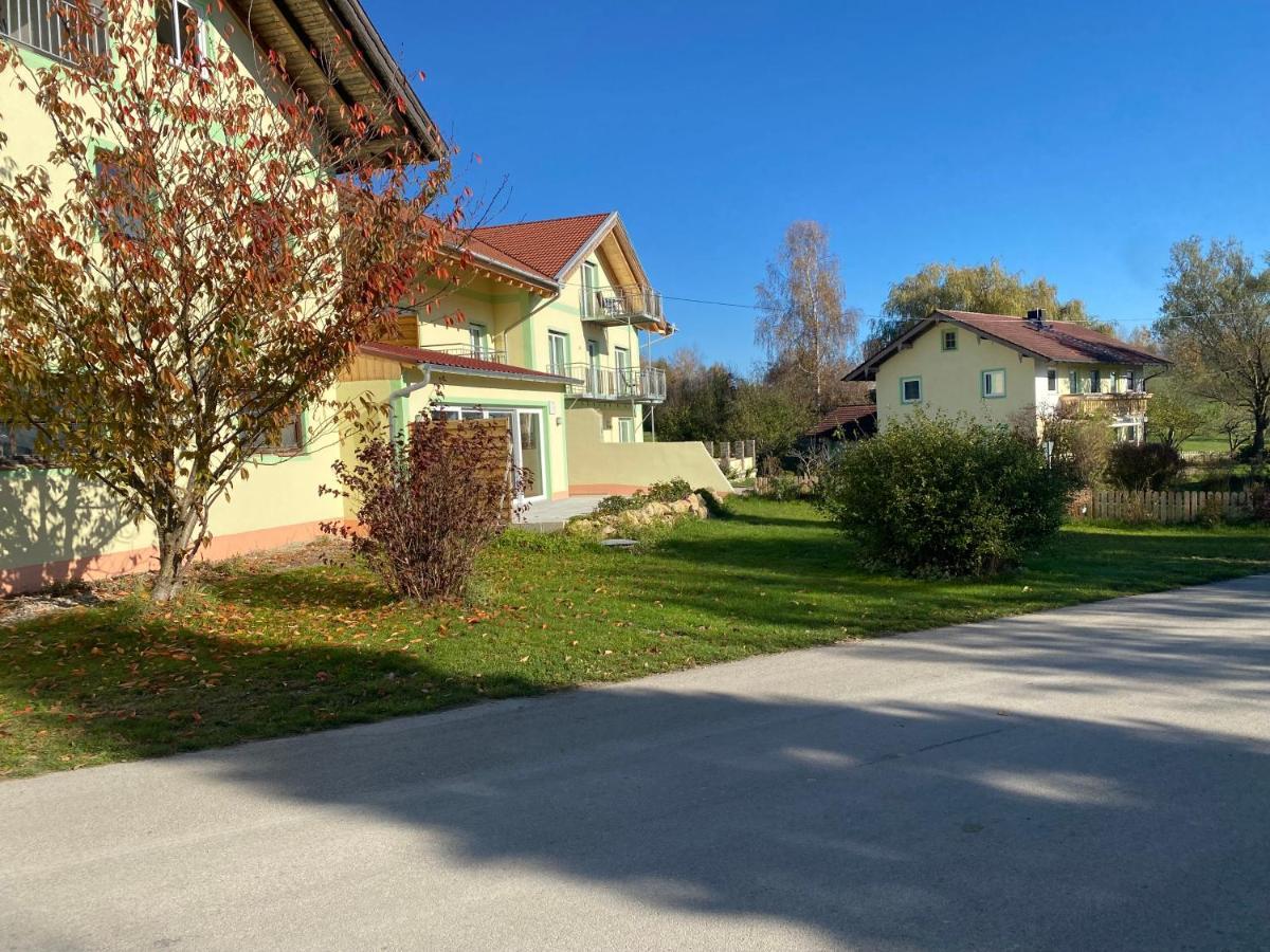 Pension Am Weberhof Nur 20 Autominuten Von Muenchen Ebersberg Esterno foto