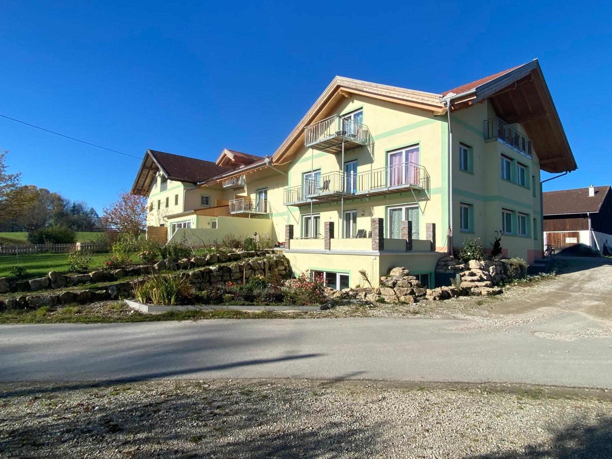 Pension Am Weberhof Nur 20 Autominuten Von Muenchen Ebersberg Esterno foto