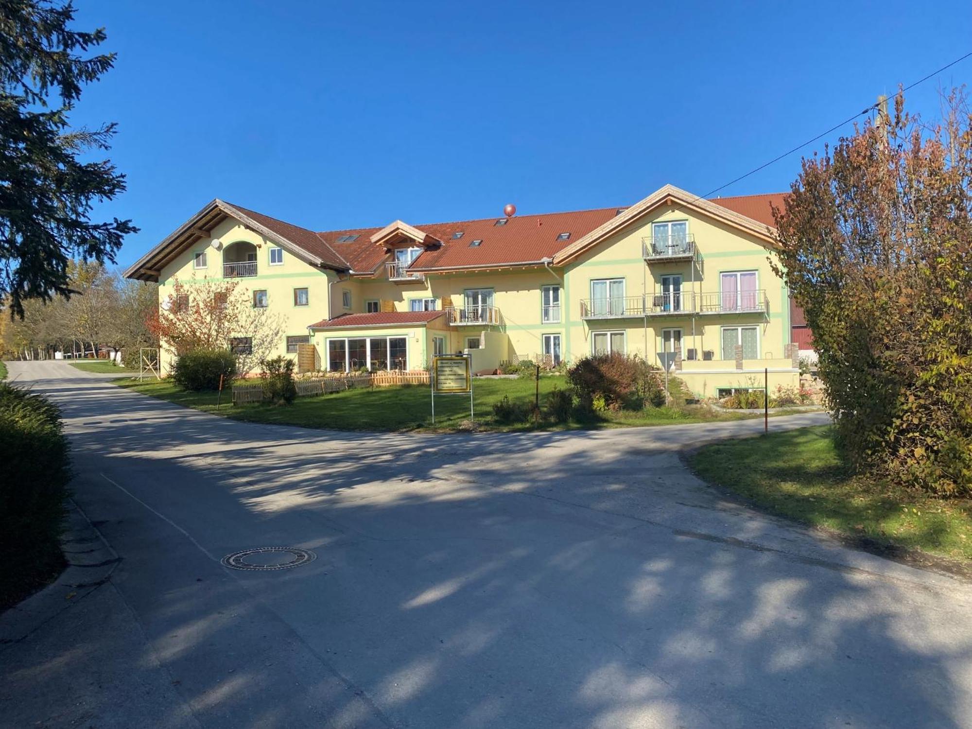 Pension Am Weberhof Nur 20 Autominuten Von Muenchen Ebersberg Esterno foto